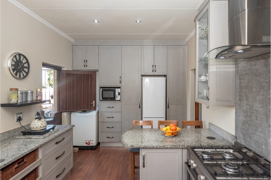 4 Bedroom Property for Sale in Vanes Estate Eastern Cape